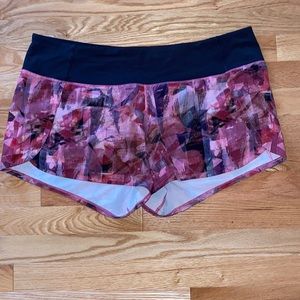Lululemon shorts Sz 12